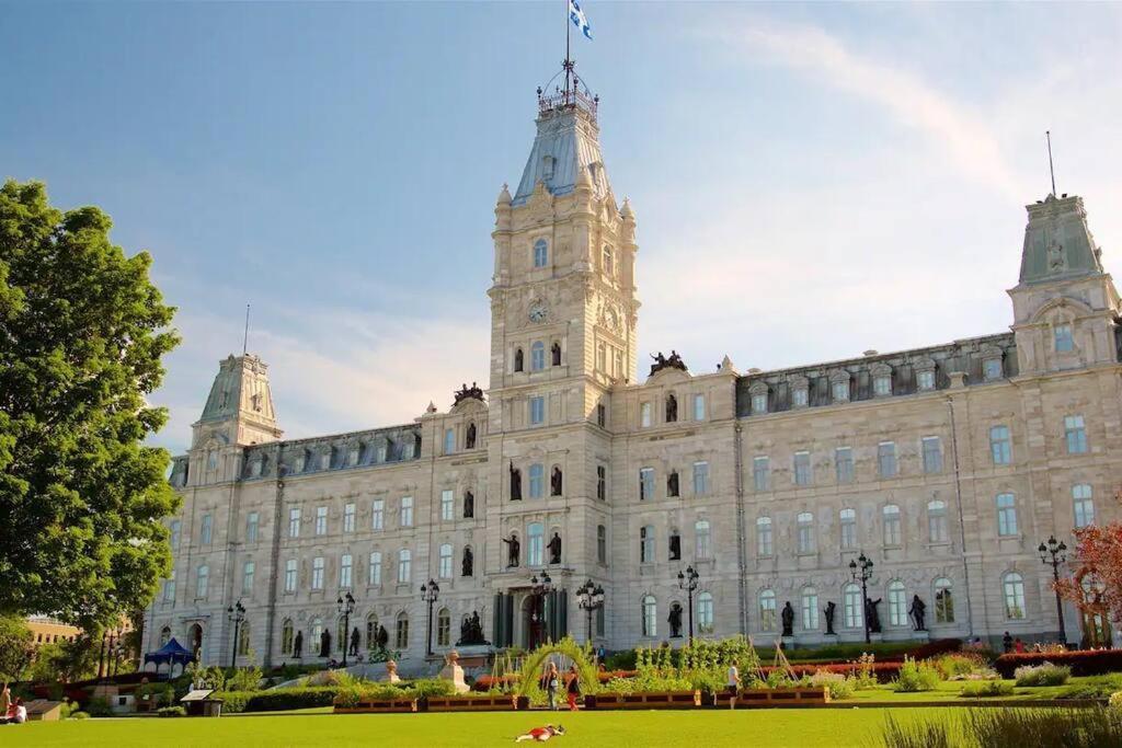Old Quebec - Les Suites Montcalm #2 - Free Parking Стая снимка
